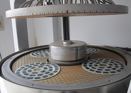 17 雙面研磨機(jī).jpg